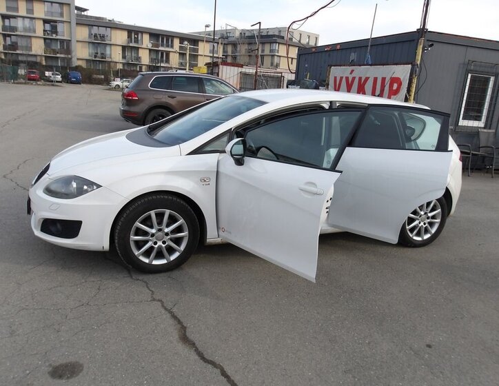 Seat Leon Hatchback 1,4 l 92 kw