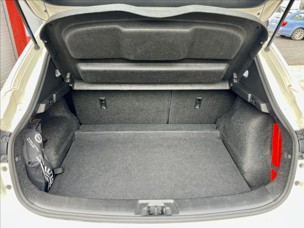 Nissan Qashqai SUV / Terénní 1,5 l 85 kw