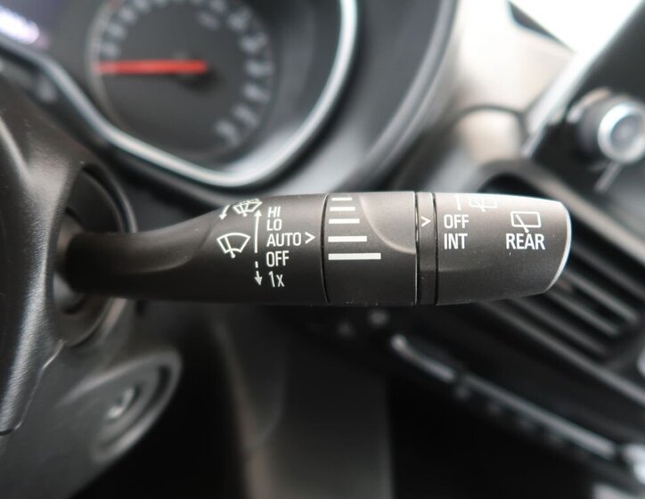 Opel Combo MPV 1,5 l 96 kw