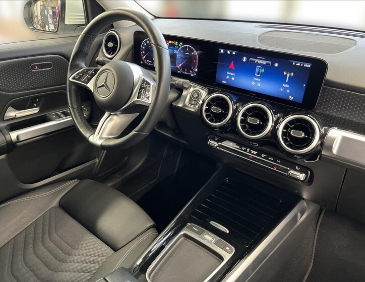 Mercedes-Benz GLB 18