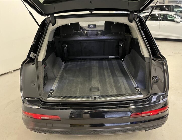 Audi SQ7 SUV 4,0 l 320 kw