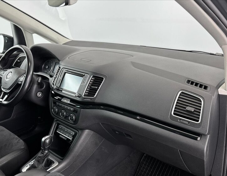 Volkswagen Sharan MPV 2,0 l 130 kw