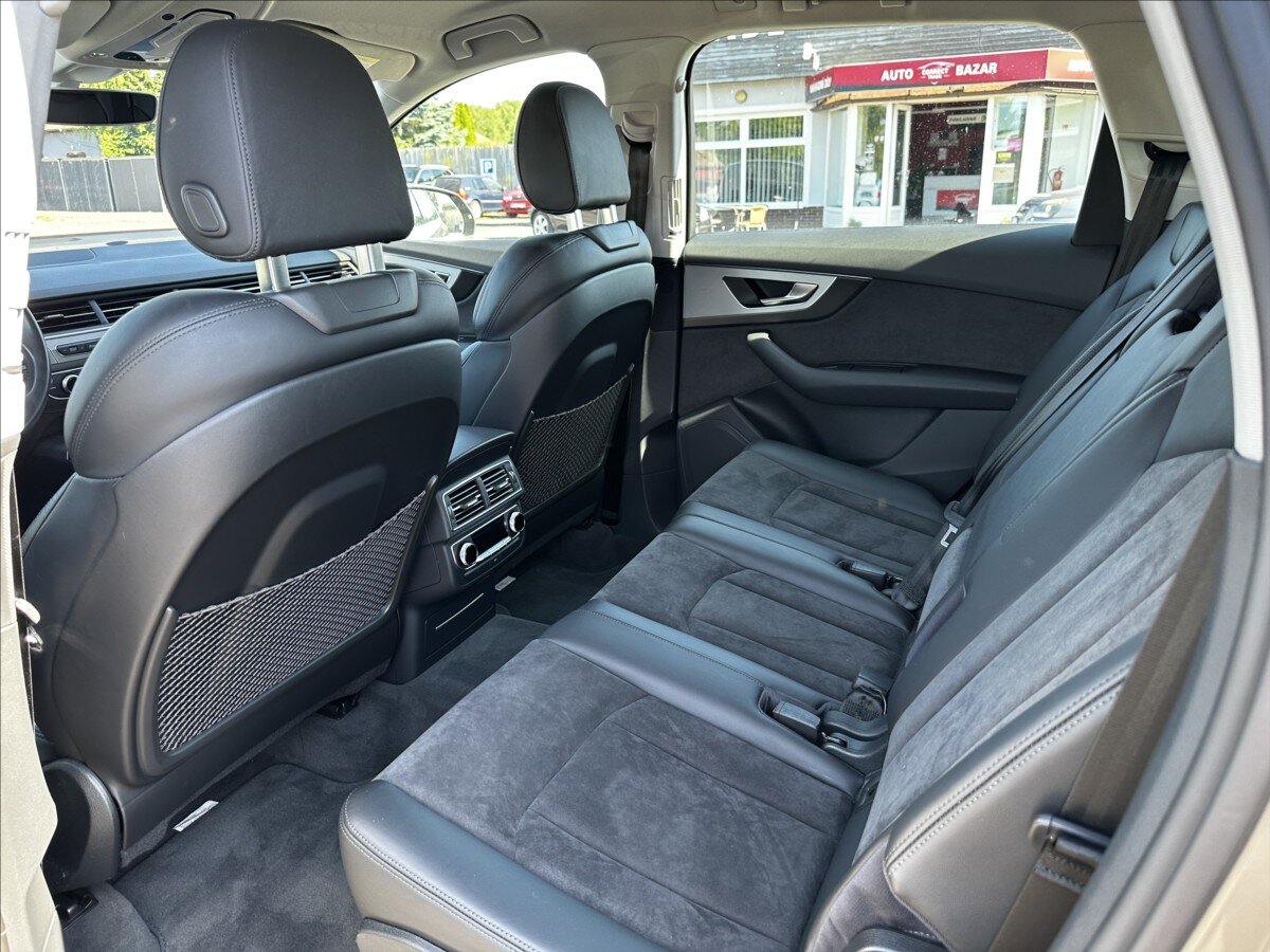 Audi Q7 SUV / Terénní 3,0 l 245 kw