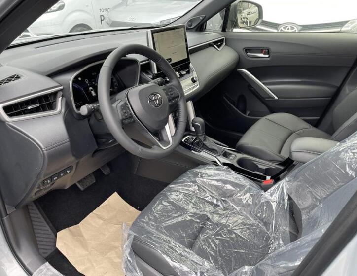 Toyota Corolla Cross 21