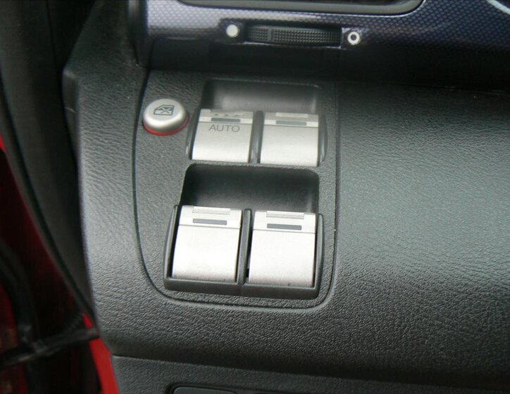 Honda FR-V Kombi 2,2 l 103 kw