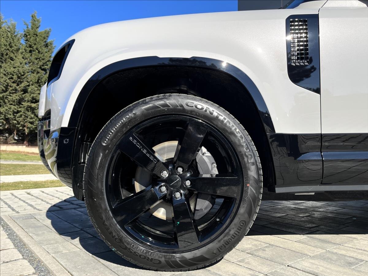 Land Rover Defender SUV / Terénní 5,0 l 313 kw