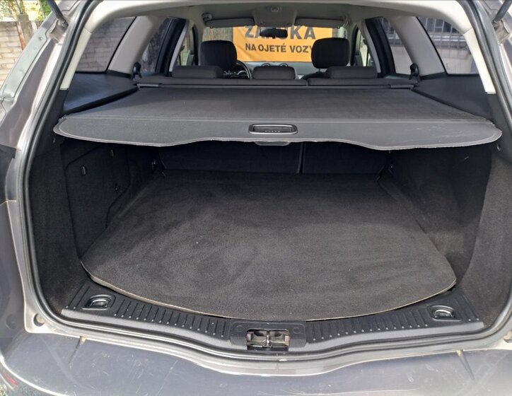 Ford Mondeo Kombi 2,0 l 120 kw