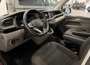 Volkswagen Caravelle 6