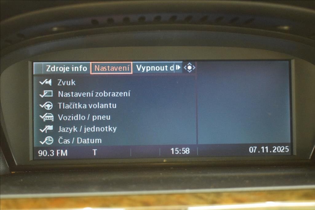 BMW Řada 5 Kombi 3,0 l 170 kw