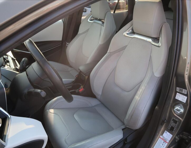 Toyota Corolla Kombi 2,0 l 132 kw