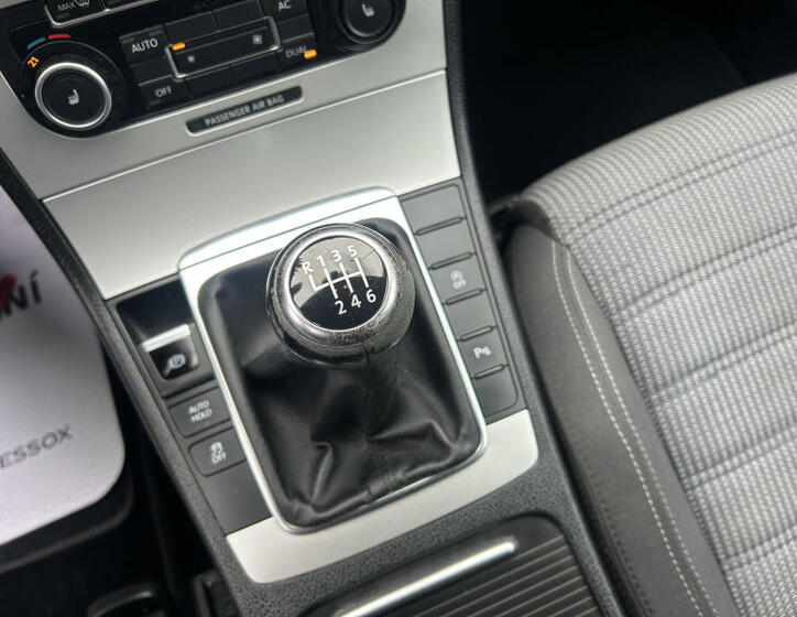 Volkswagen Passat CC 53