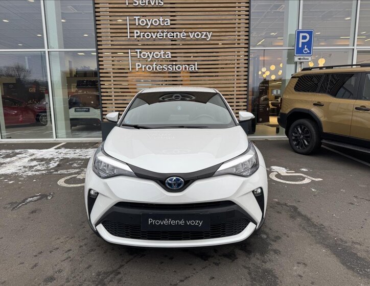 Toyota C-HR Hatchback 1,8 l 72 kw