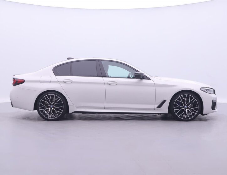 BMW Řada 5 Sedan 4,4 l 390 kw