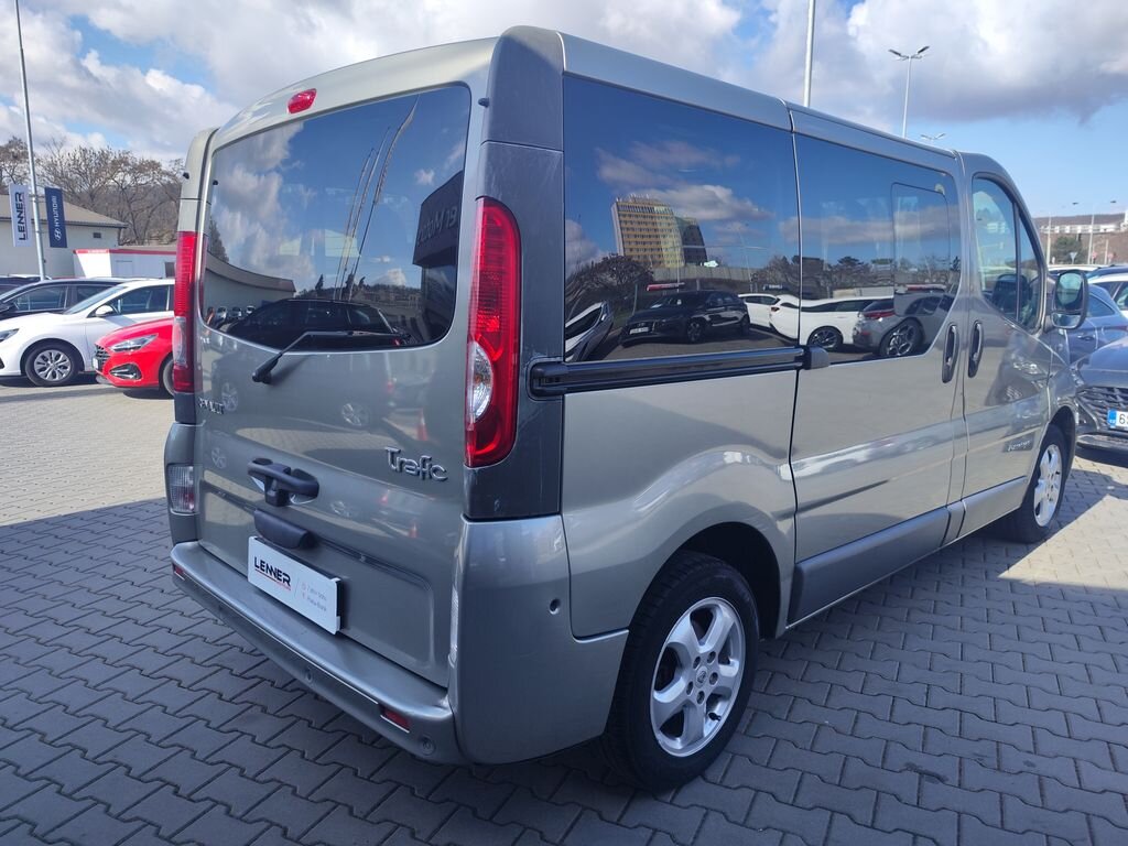 Renault Trafic VAN / Minibus 2,0 l 84 kw