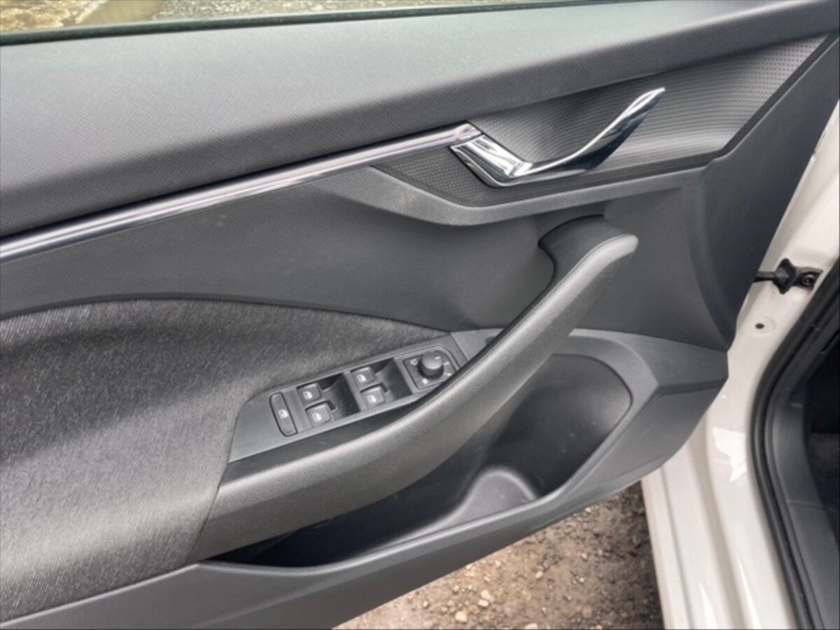 Škoda Scala Hatchback 999,0 81 kw