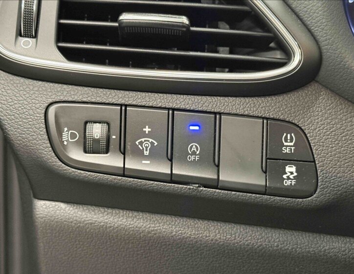 Hyundai i30 Hatchback 1,5 l 80 kw