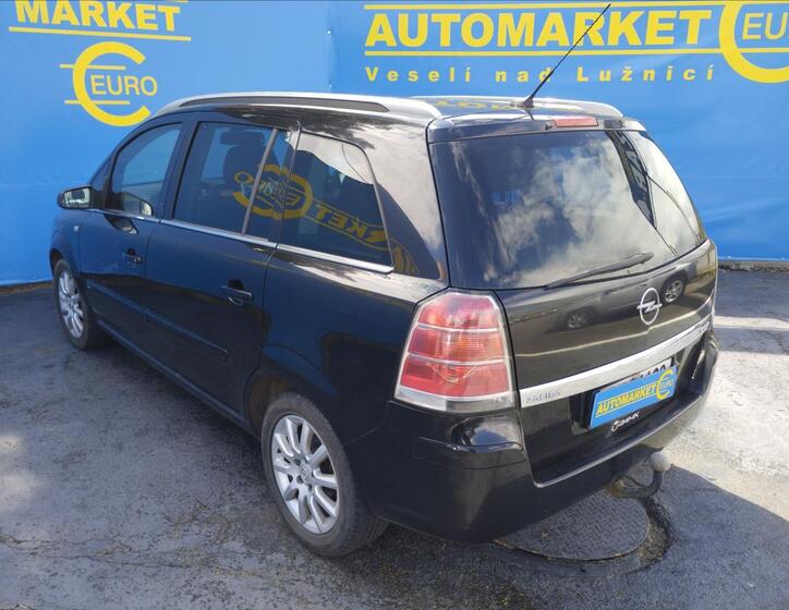 Opel Zafira 6