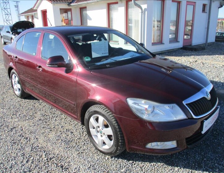 Škoda Octavia Sedan / Limuzína 2,0 l 103 kw