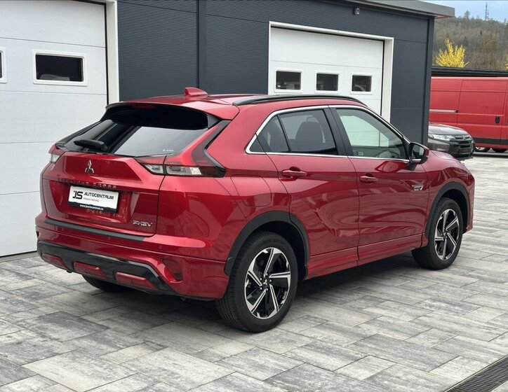 Mitsubishi Eclipse Cross Kombi 2,4 l 138 kw