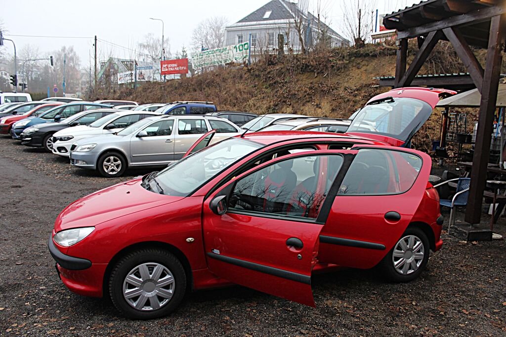 Peugeot 206