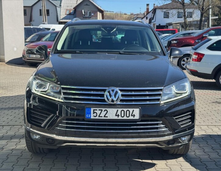 Volkswagen Touareg 6