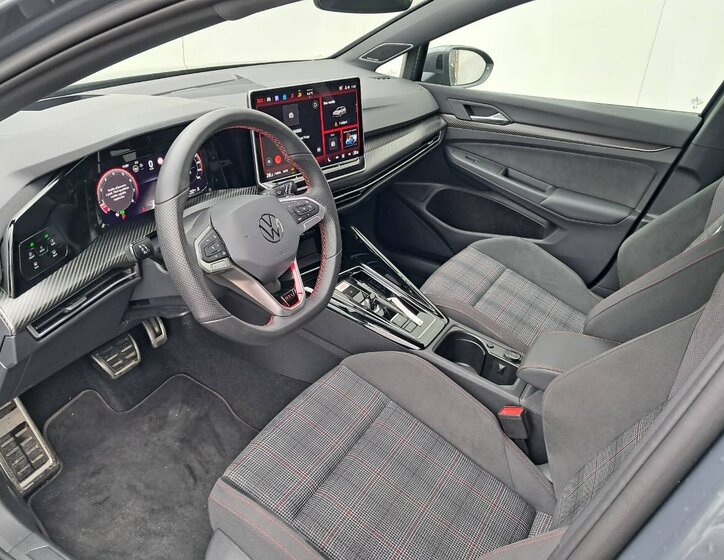 Volkswagen Golf Hatchback 2,0 l 195 kw