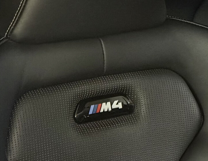 BMW M4 Kupé 3,0 l 331 kw