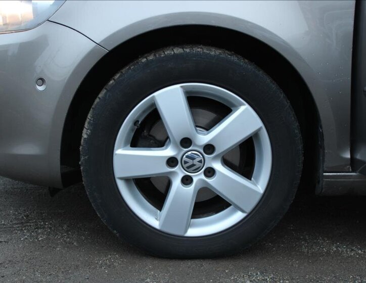 Volkswagen Golf Plus 27