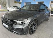 Audi Q8 SUV / Terénní 3,0 l 250 kw