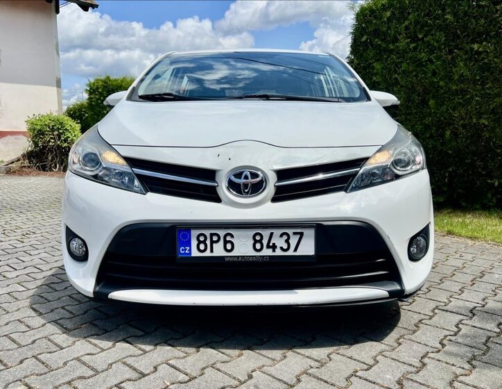 Toyota Verso MPV 1,6 l 82 kw