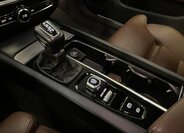 Volvo V60 Kombi 2,0 l 184 kw