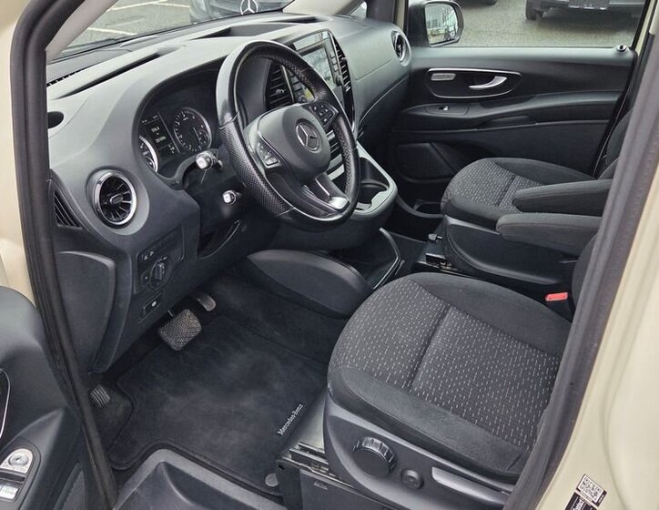 Mercedes-Benz Vito VAN-Minibus 2,0 l 174 kw