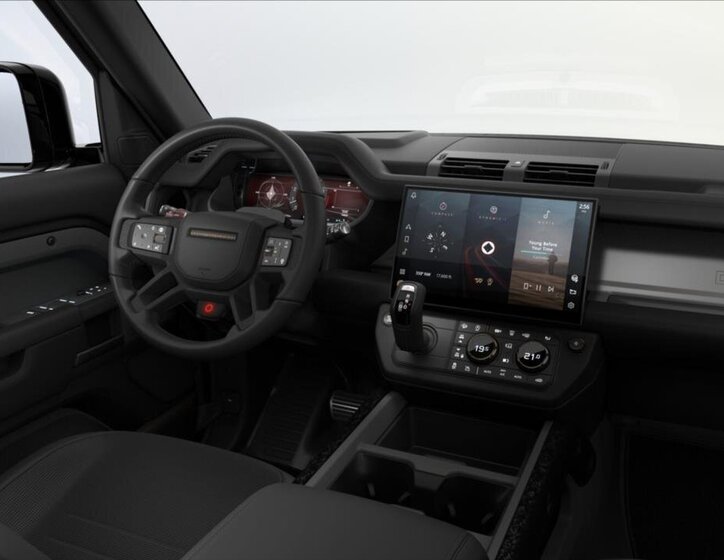 Land Rover Defender SUV / Terénní 4,4 l 467 kw