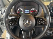 Mercedes-Benz Sprinter 11
