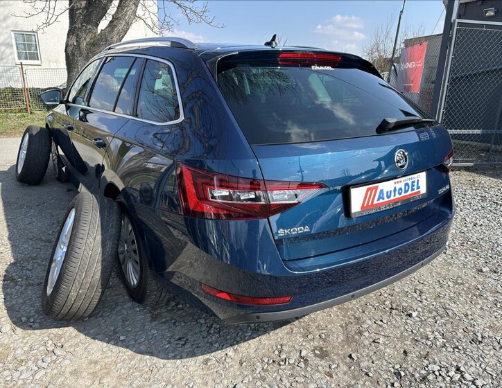 Škoda Superb Kombi 2,0 l 110 kw