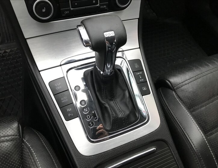 Volkswagen Passat CC Sedan 2,0 l 125 kw