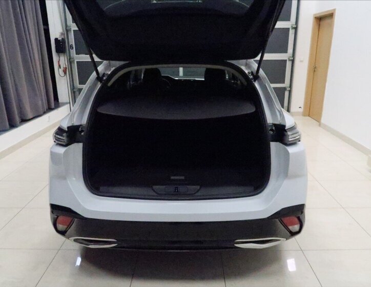 Peugeot 308 Kombi 1,5 l 96 kw