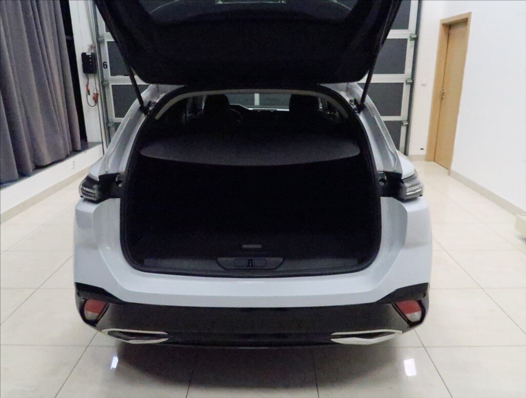 Peugeot 308 Kombi 1,5 l 96 kw