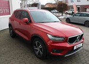 Volvo XC40 SUV 2,0 l 182 kw