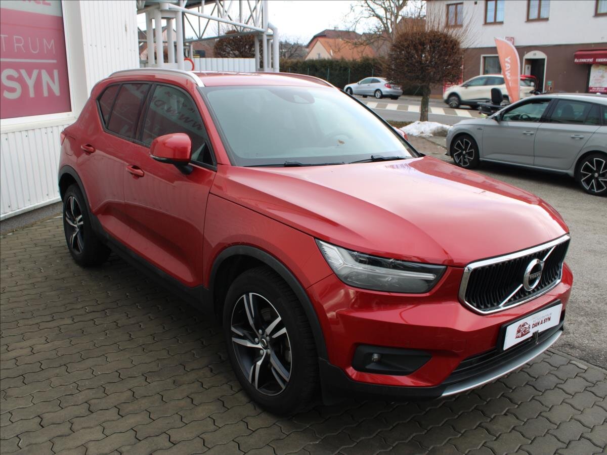 Volvo XC40 SUV 2,0 l 182 kw