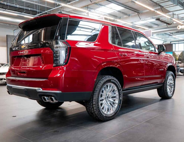 Chevrolet Tahoe SUV 6,2 l 313 kw