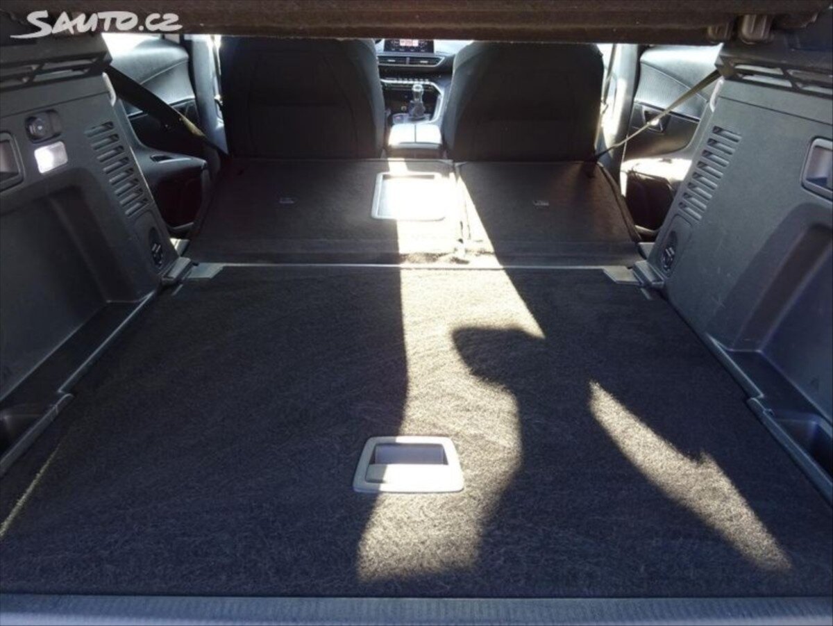 Peugeot 3008 SUV / Terénní 0,0 96 kw