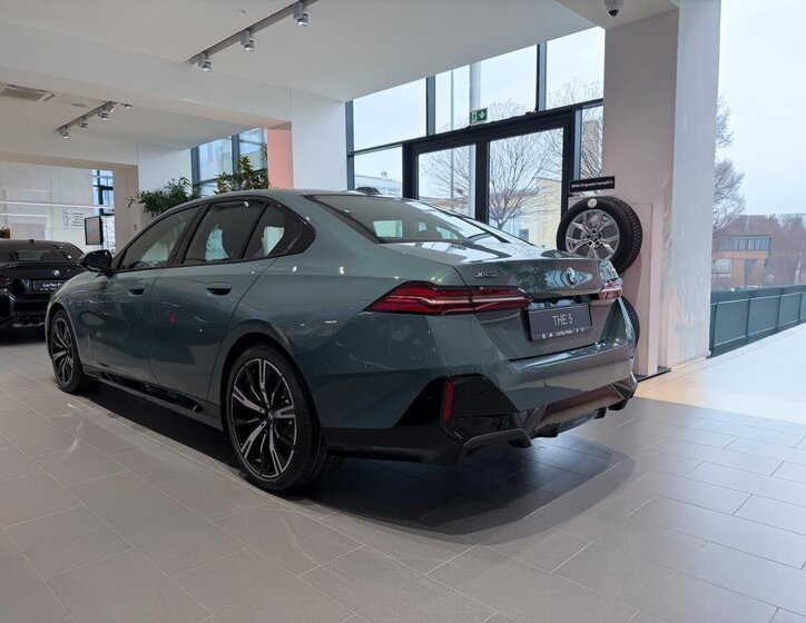 BMW Řada 5 Sedan 3,0 l 223 kw