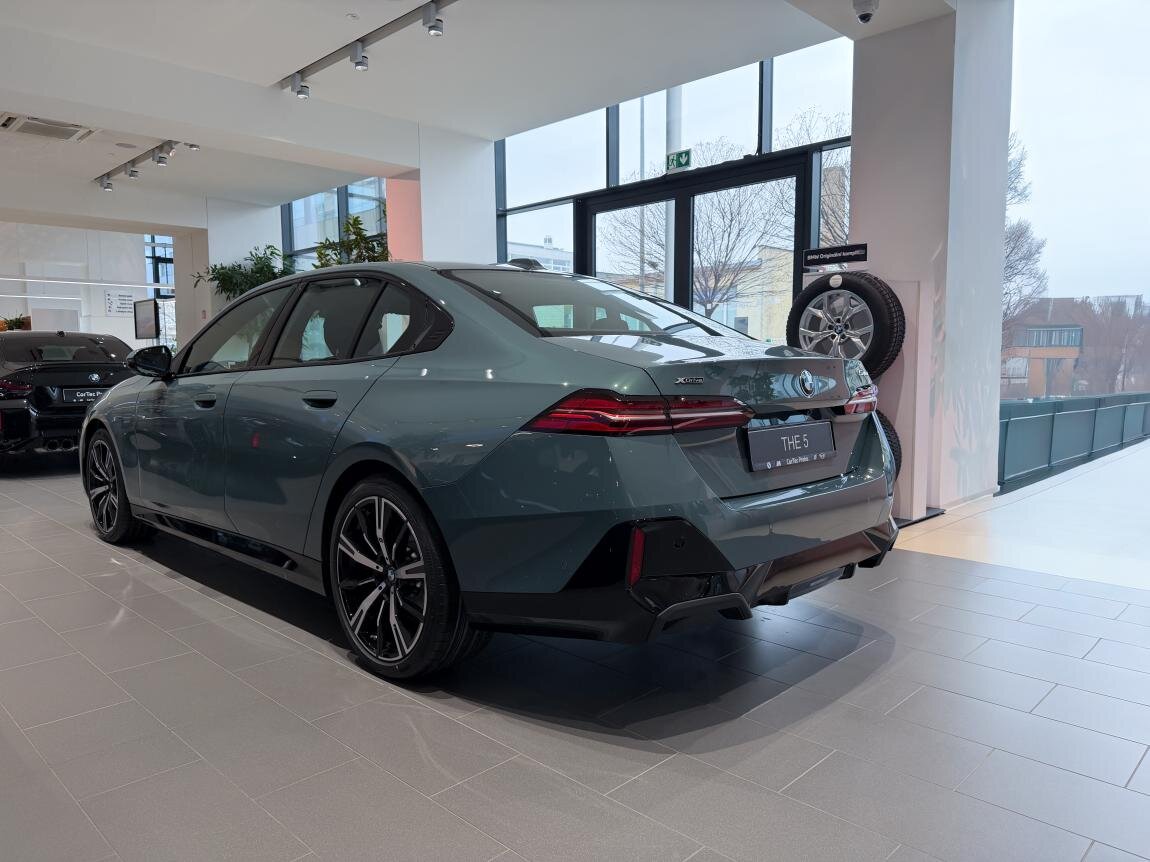 BMW Řada 5 Sedan 3,0 l 223 kw