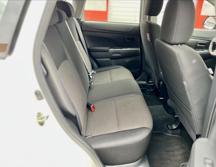 Mitsubishi ASX SUV 1,6 l 86 kw