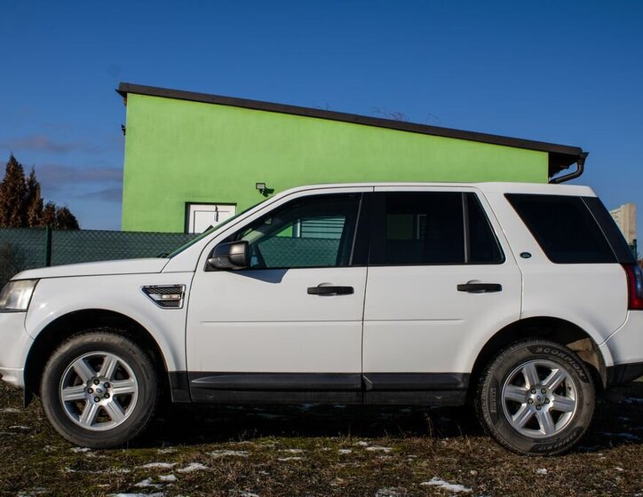 Land Rover Freelander SUV 2,2 l 110 kw