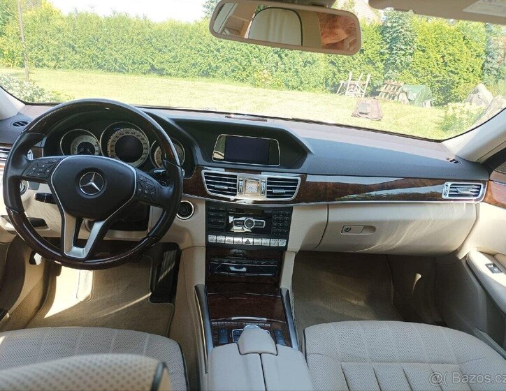 Mercedes-Benz Třídy E Sedan 2,0 l 135 kw