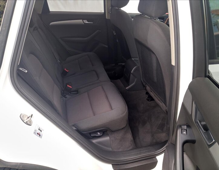 Audi Q5 Kombi 2,0 l 105 kw