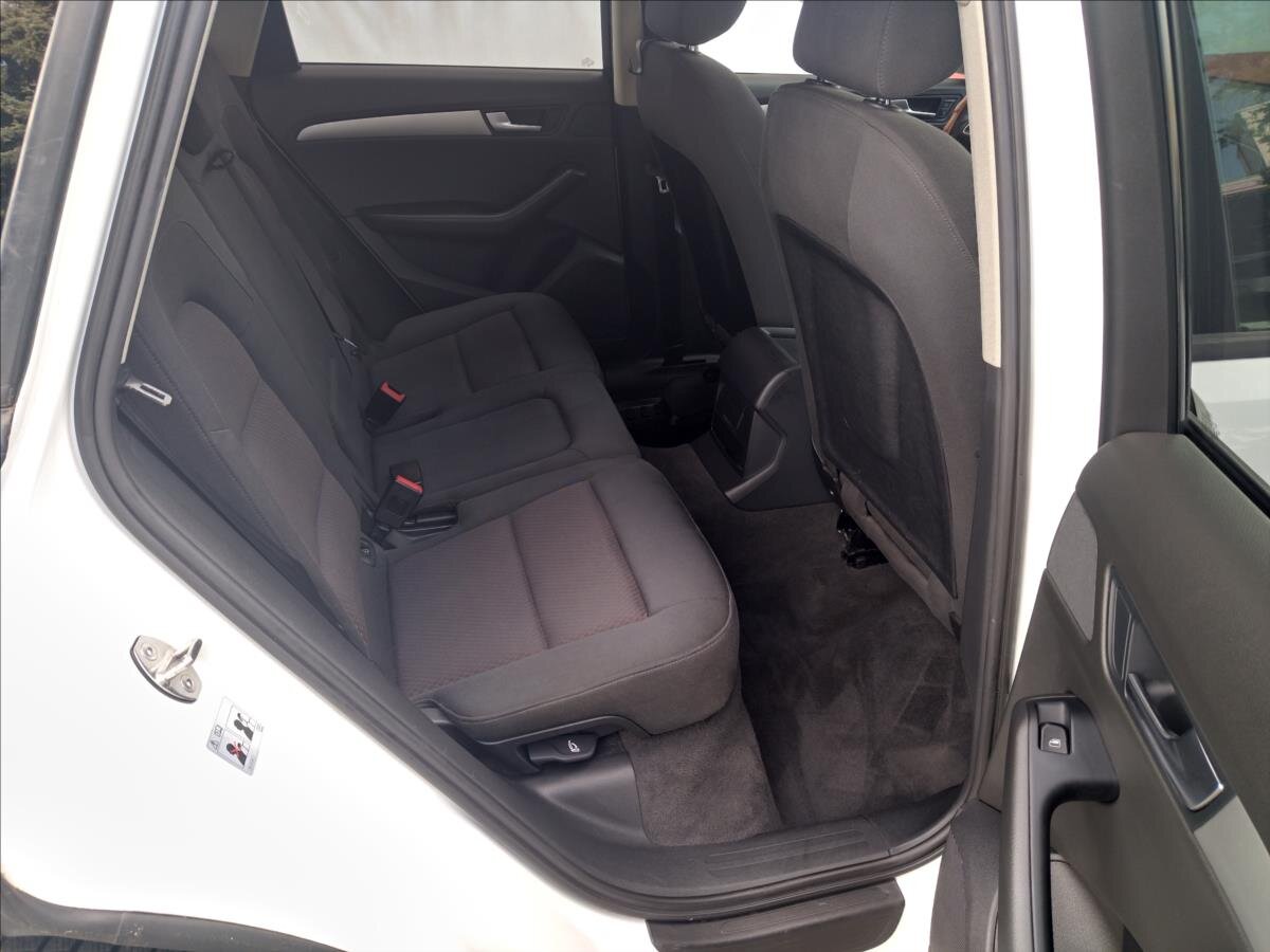 Audi Q5 Kombi 2,0 l 105 kw