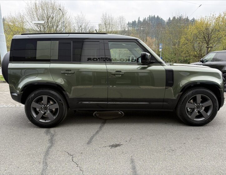 Land Rover Defender SUV / Terénní 3,0 l 184 kw